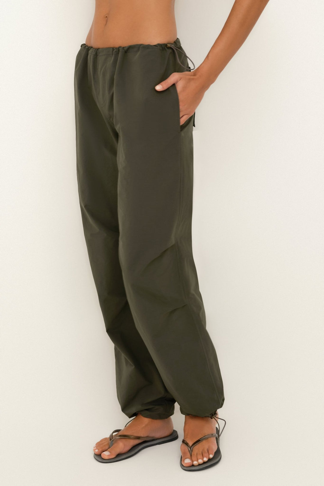 Japanese Nylon Pant | Army - SULLIVAN