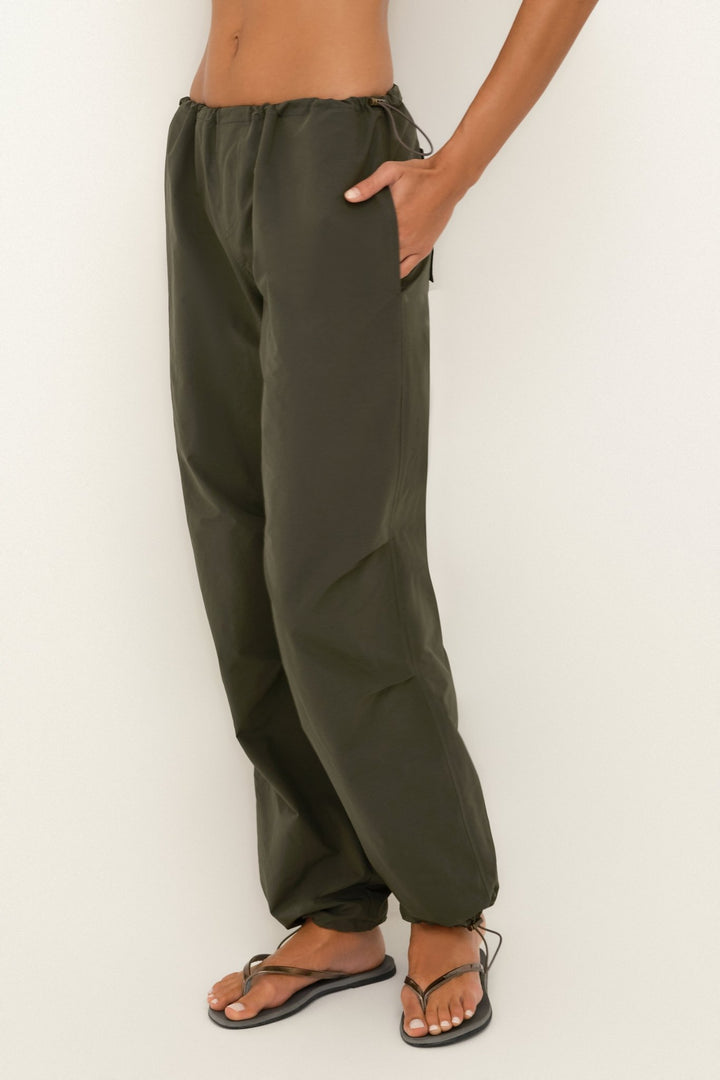 Japanese Nylon Pant | Army - SULLIVAN
