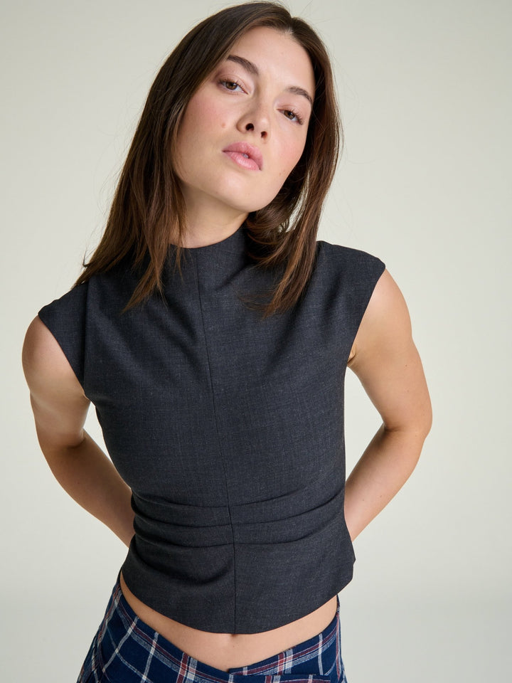 Lauren Mockneck | Charcoal - SULLIVAN