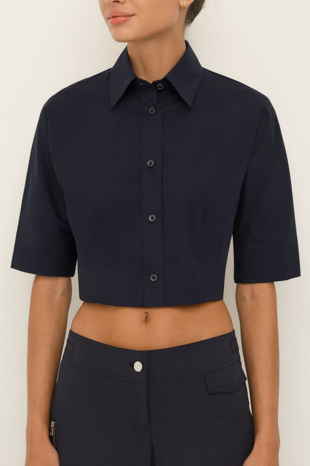 Microstretch Cotton Crop Blouse | Ink - SULLIVAN