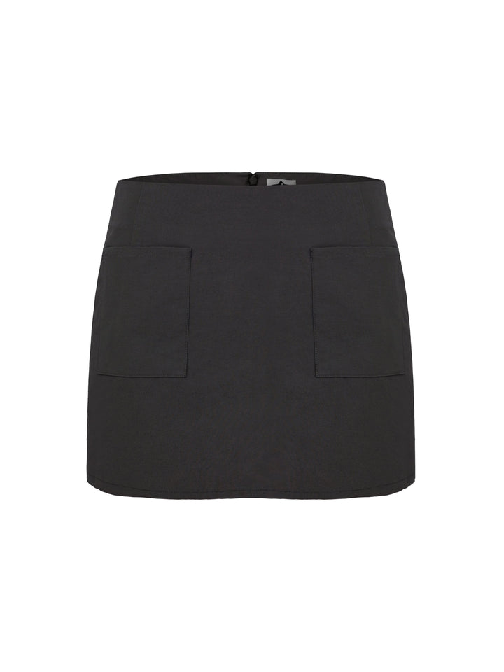 grey skirt with two front pockets on a light grey background